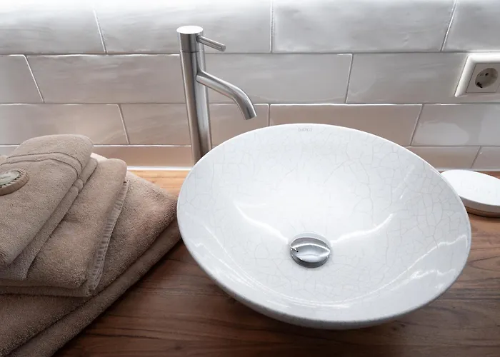 Refugium Theresienstrasse 19 - Gogh 罗特翁特尔里特堡